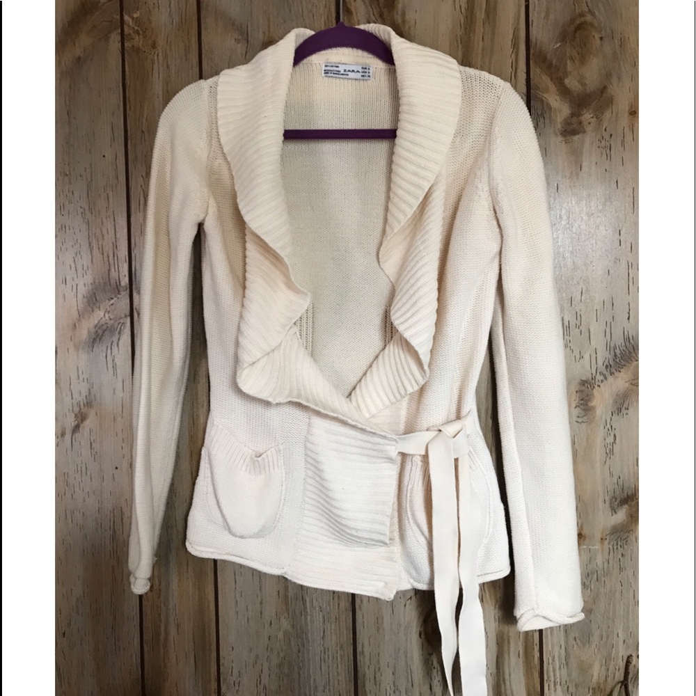 ZARA ..CREAM DOUBLE BREASTED CARDIGAN  M